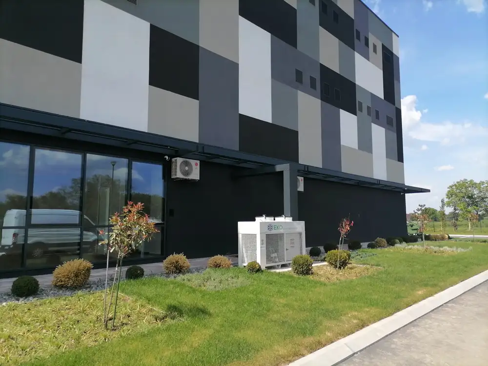 Minusna komora za arhivsku građu u novoj zgradi Arhiva Republičkog geodetskog zavoda